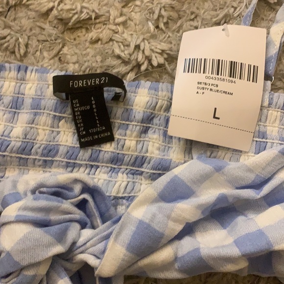 Forever 21 matching set - Picture 3 of 6